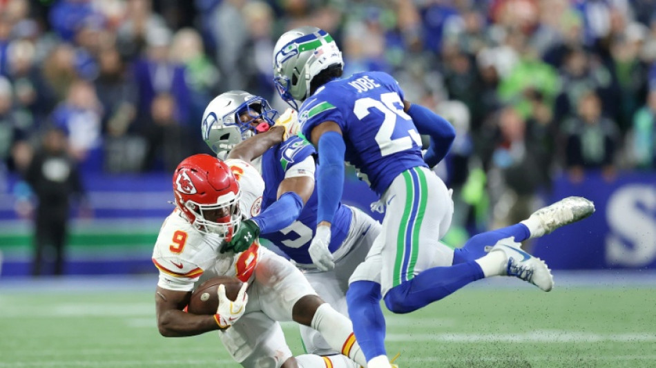  Chiefs and 49ers suffer first losses of NFL season, Vikings stay unbeaten 