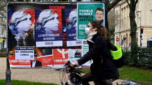 Pr&eacute;sidentielle: un vrai-faux d&eacute;bat avec Macron, sans confrontation