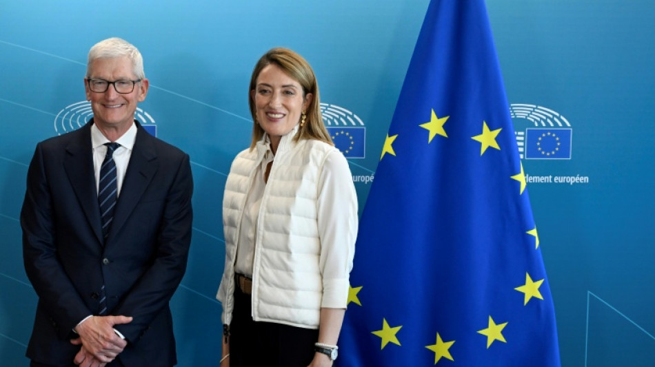  Apple's Cook praises EU over efforts to protect children online 