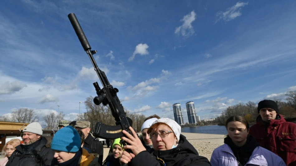  Ukraine : apr&egrave;s une fusillade, les partisans d'une l&eacute;galisation des armes passent &agrave; l'offensive 