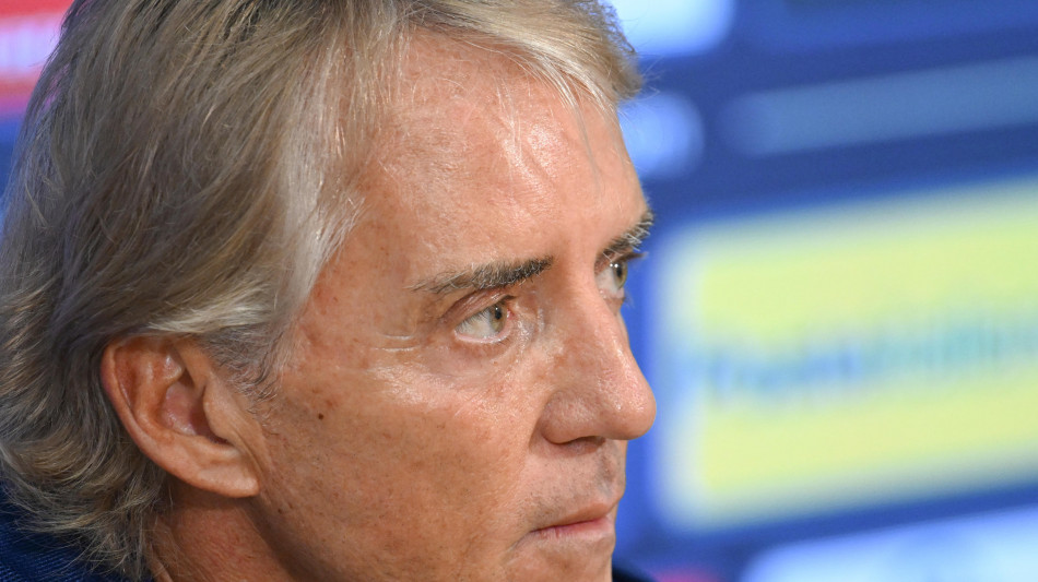 Calcio: Mancini, 'Malag&ograve; &egrave; molto tranquillo, noi pensiamo a battere il Belgio'