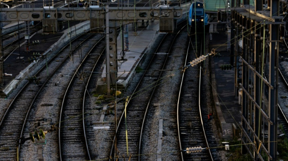  Paris: Panne d'&eacute;lectricit&eacute; sur le r&eacute;seau au d&eacute;part de la gare de l'Est, le trafic interrompu jusqu'&agrave; 22H00, annonce SNCF Gares et Connexions 