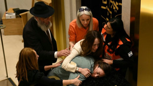 Attentat de Sydney: l'assaillant inculp&eacute; de terrorisme, inhumation des victimes
