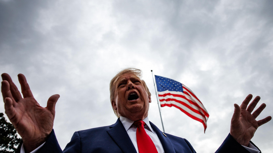 Trump, 'su arresti a Fairford fatto un lavoro straordinario con Gb' 