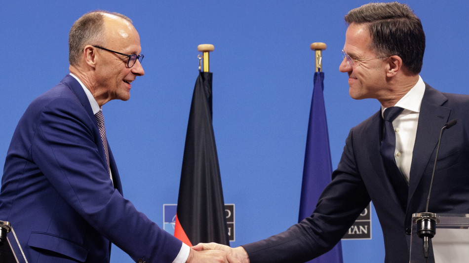 Merz, 'Usa cambiano posizione, ottimista sul futuro Nato'