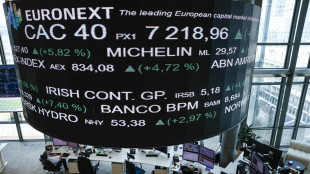 Borsa: Europa in ordine sparso, future negativi, Milano -0,2%