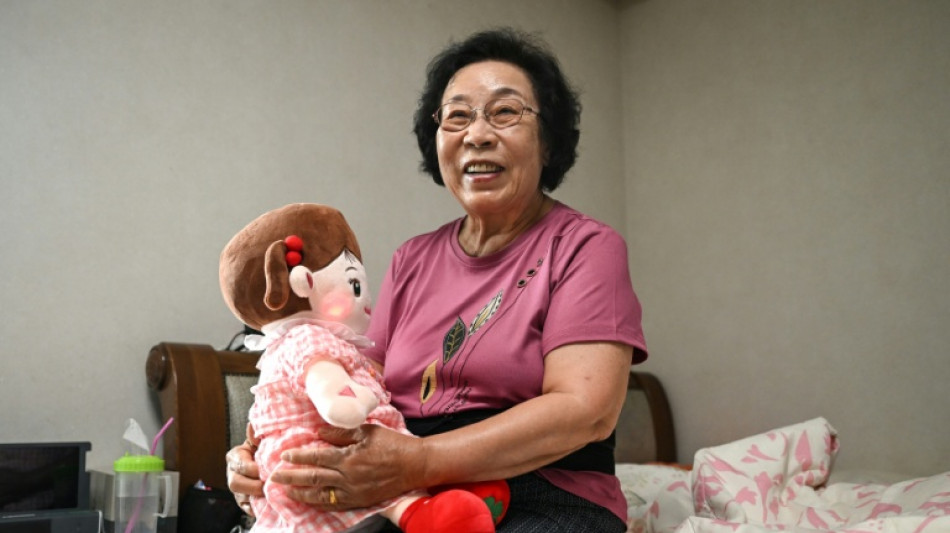  En Cor&eacute;e du Sud, des poup&eacute;es IA tiennent compagnie aux seniors 