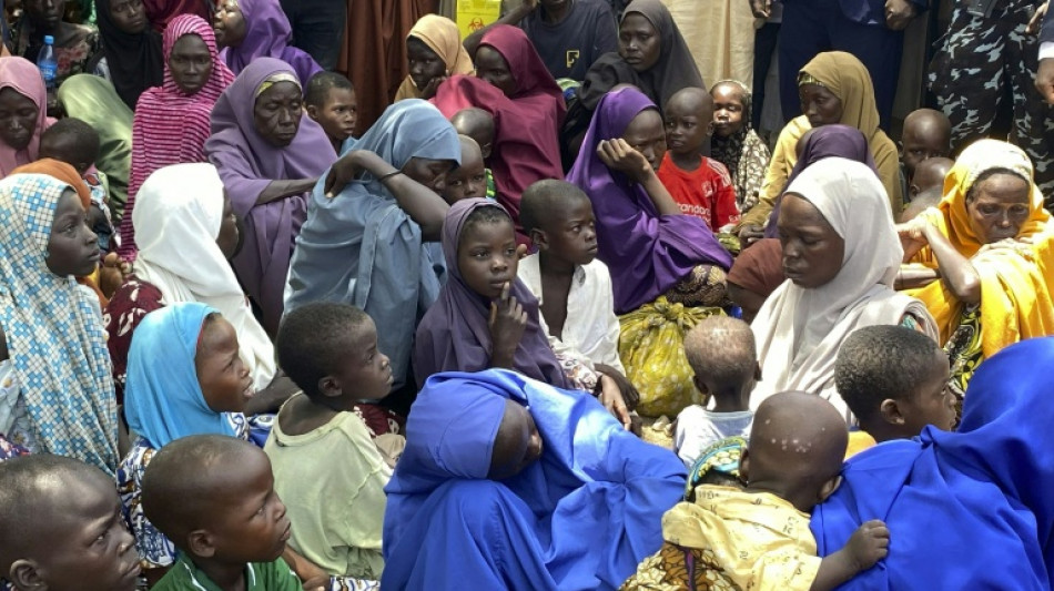  Jihadistas sequestram mais de 30 estudantes em escola da Nig&eacute;ria 