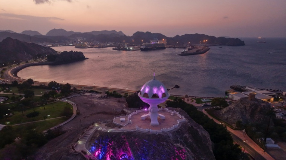  Ir&atilde; quer limitar conversas com EUA ao seu programa nuclear 