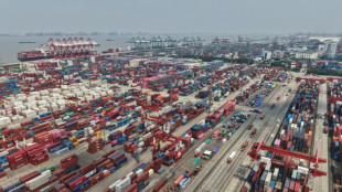 China promete refor&ccedil;ar demanda interna em reuni&atilde;o-chave sobre economia