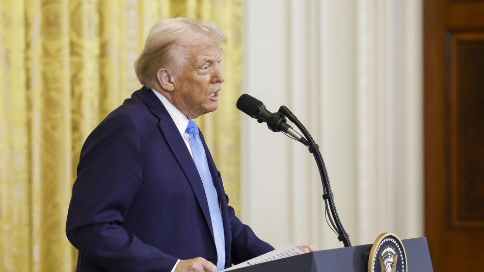 Trump convoca governo dopo attacchi israeliani su Iran