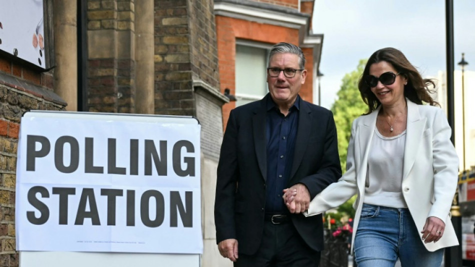  Elections britanniques: Starmer s'accroche au pouvoir malgr&eacute; la d&eacute;faite historique du Labour 