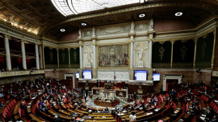 Frankreichs Abgeordnete stimmen &uuml;ber Misstrauensantrag ab