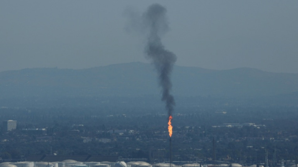  US lawmaker moves to shield oil companies from climate cases 