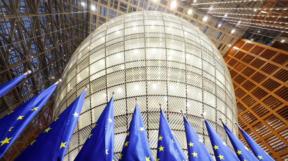  Uil, spesa lenta dei fondi strutturali Ue 2021-27, solo il 12% 