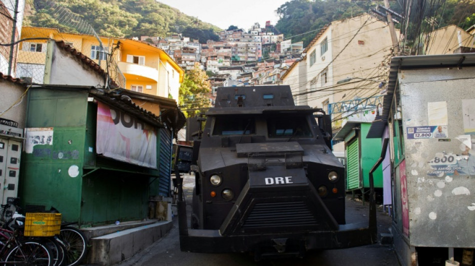  Turistas quedan atrapados en un mirador por una operaci&oacute;n contra narcos en Rio de Janeiro 