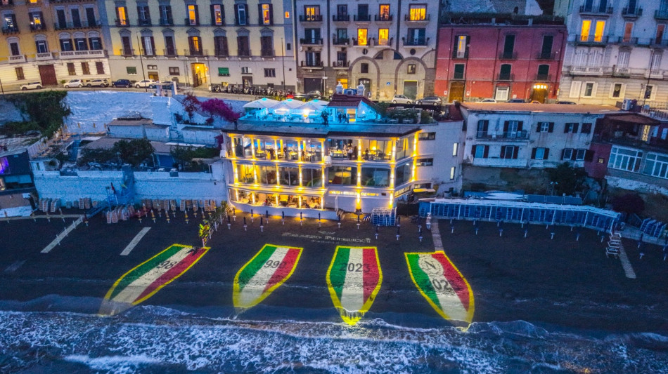 Napoli campione:da S.Gregorio Armeno a Posillipo, &egrave; qui la festa