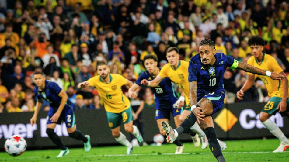  Ancelotti testa jogadores e Brasil vence a Austr&aacute;lia por 4-2 em amistoso 