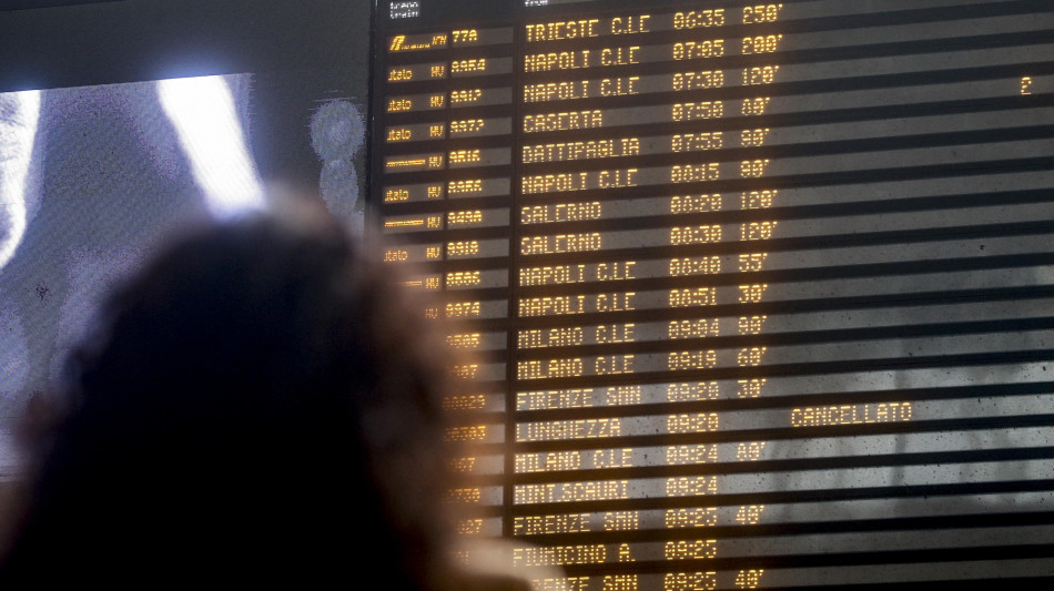 Luned&igrave; di disservizi sulle ferrovie dalla Liguria alla Lombardia