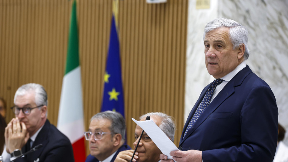  Tajani, 'partenariato strategico speciale con Seul che guarda al futuro' 