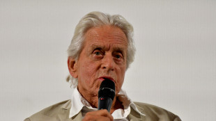 Michael Douglas, 'il governo Usa sta flirtando con l'autocrazia'