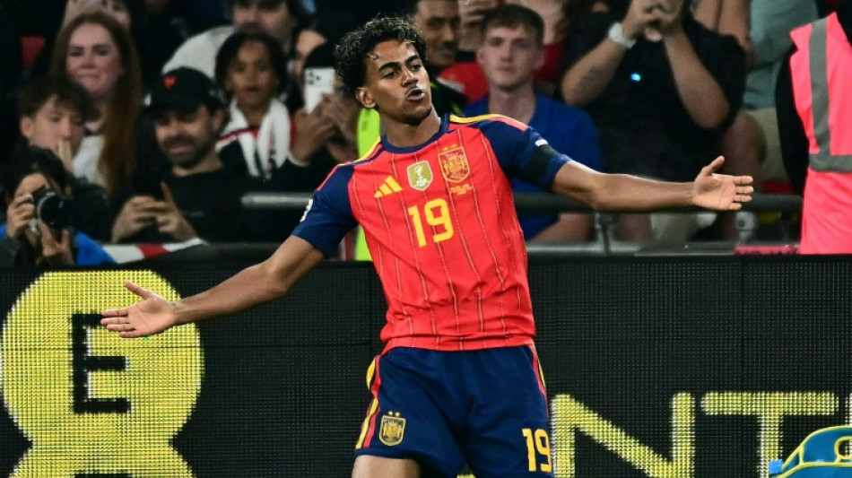  Em jogo com duas viradas, Espanha vence Inglaterra (3-2) na Liga das Na&ccedil;&otilde;es 