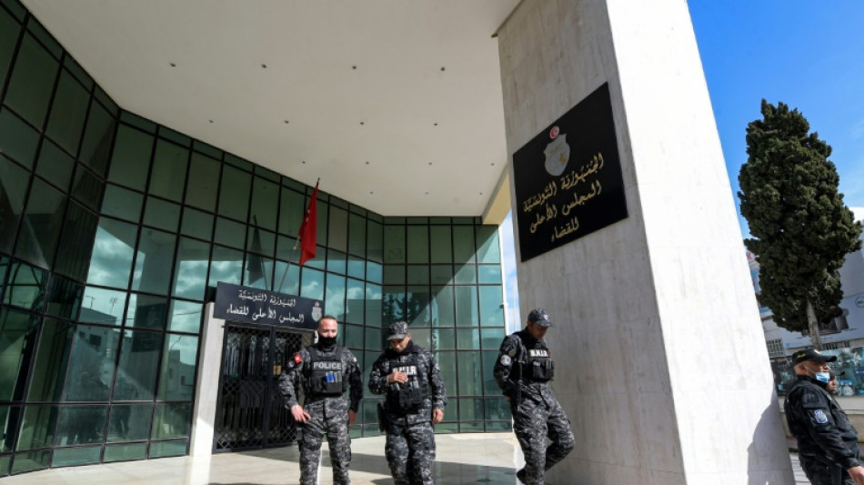 Tunesiens Präsident löst Obersten Justizrat auf