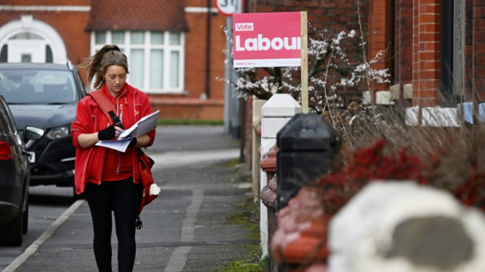 Au Royaume-Uni, le Labour d&eacute;fi&eacute; par les Verts et Reform dans un de ses fiefs 
