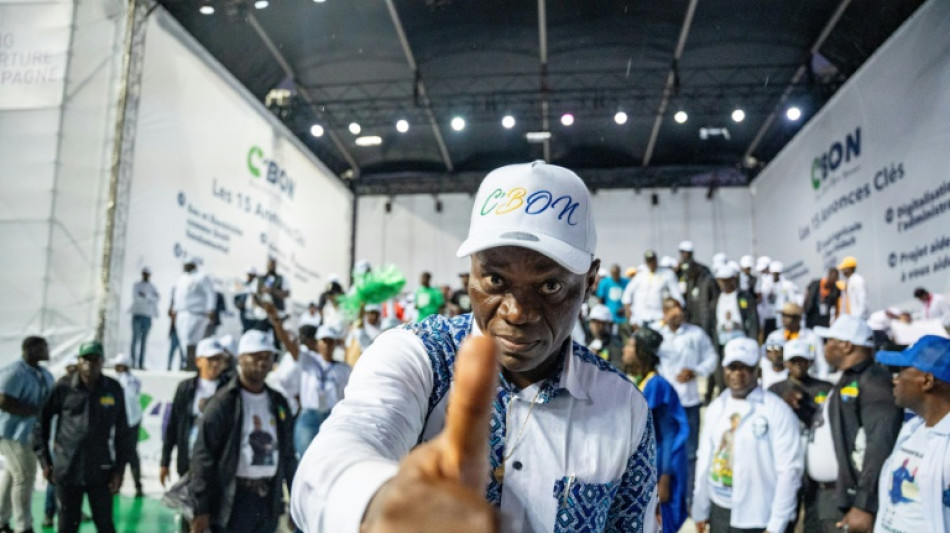 Au Gabon, le pr&eacute;sident veut capitaliser sur les r&eacute;alisations de la transition