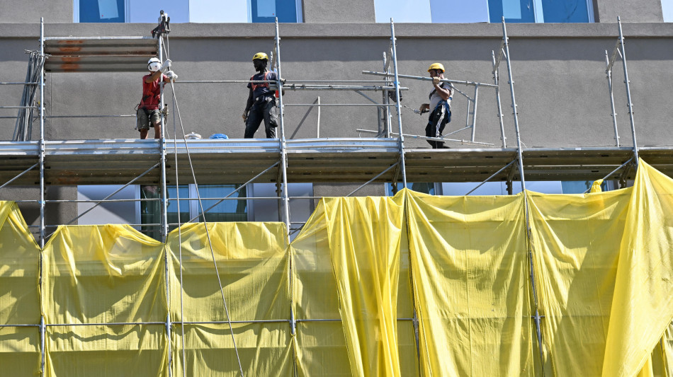 Cgia, 23,6 milioni occupati ma tasso pi&ugrave; basso nell'Eurozona