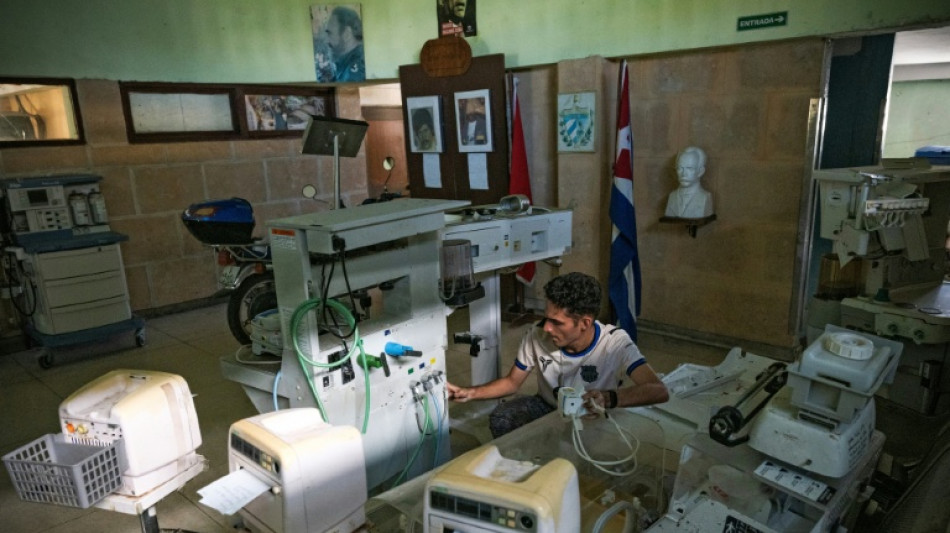 Equipos rotos y m&eacute;dicos exhaustos: el sistema de salud cubano al borde del colapso 