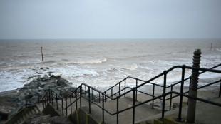 Un desaparecido tras colisi&oacute;n de dos barcos que pone en peligro de contaminaci&oacute;n el mar del Norte