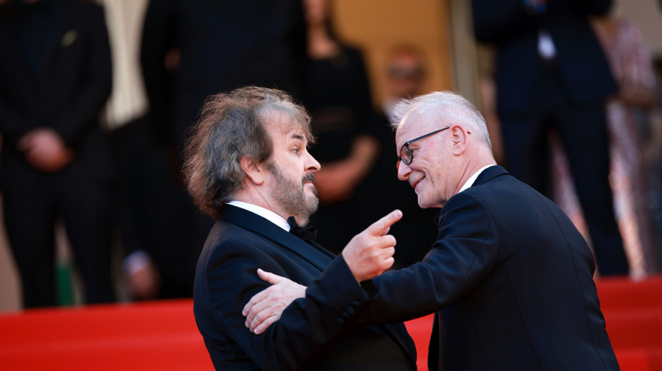  Jane Fonda, Gong Li, Joan Collins, Peter Jackson sul red carpet di Cannes 