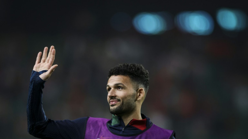 PSG exerce op&ccedil;&atilde;o de compra sobre atacante portugu&ecirc;s Gon&ccedil;alo Ramos