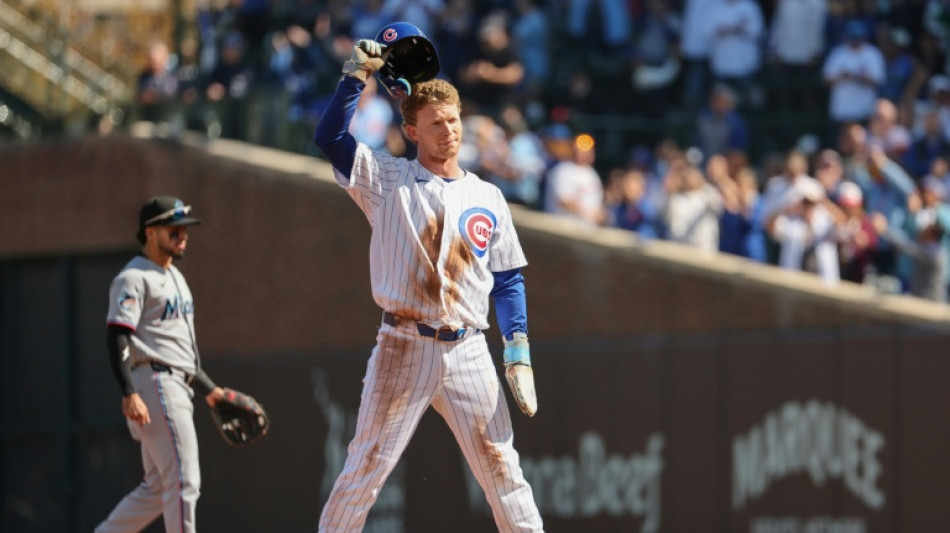  Chicago's White Sox and Cubs book MLB playoff berths 