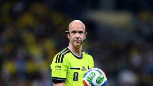 Premier League referee Taylor retires, bemoans 'constant scrutiny'