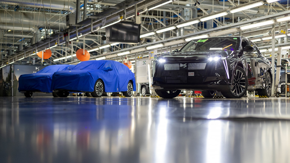 L'indice pmi manifatturiero italiano sale a 49,3 ad aprile