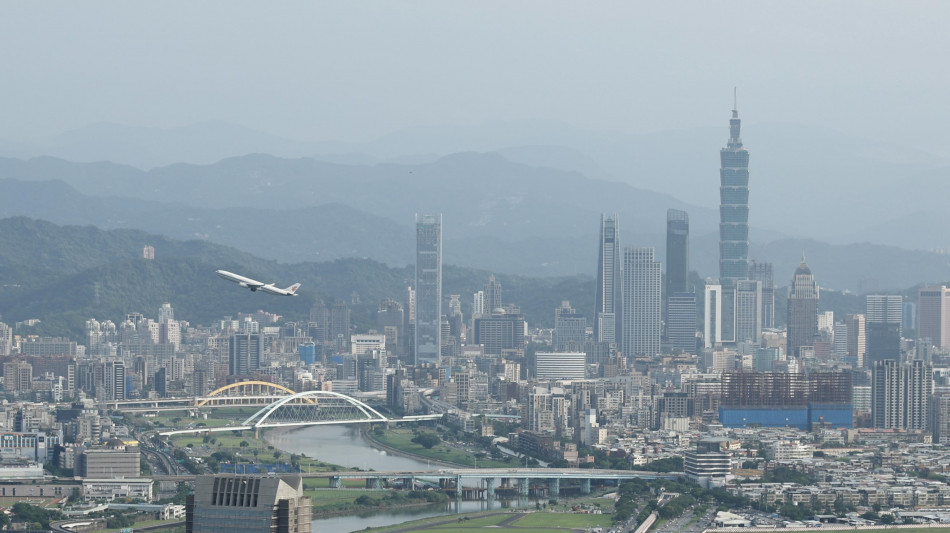 Cina, 'gli Usa non giochino col fuoco su Taiwan'