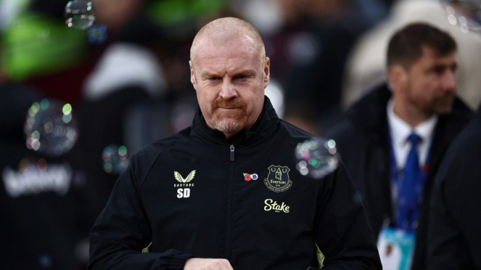 Everton anuncia demiss&atilde;o do t&eacute;cnico Sean Dyche