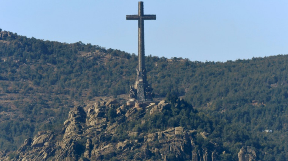 Espa&ntilde;a exhumar&aacute; a dos aliados de Franco enterrados en lugares destacados
