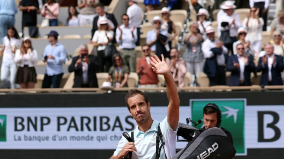 Roland-Garros: sur le Central, l'heure de l'"au revoir" a sonné pour Gasquet