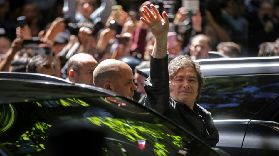 Teilergebnisse der Parlamentswahl in Argentinien: Klarer Sieg f&uuml;r Mileis Partei