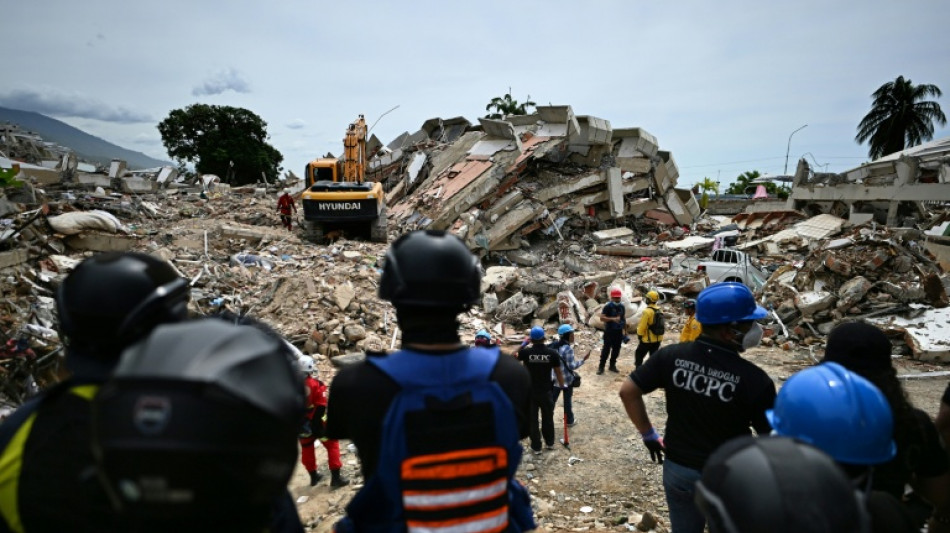  Esperan&ccedil;a de encontrar sobreviventes de terremotos se apaga na Venezuela 