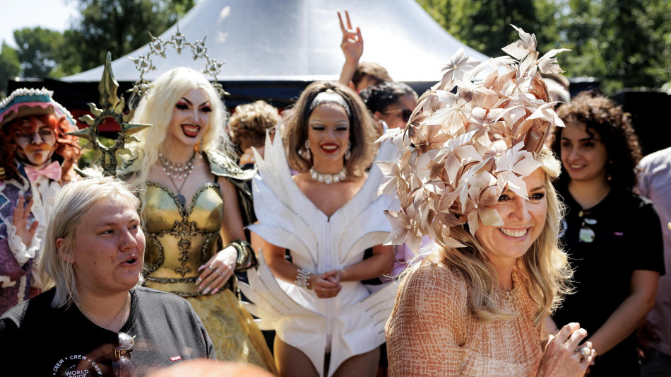  Sua Maest&agrave; e le drag queen, al via il WorldPride 2026 ad Amsterdam 