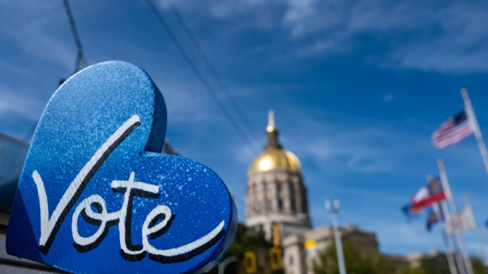 Les d&eacute;mocrates jubilent de garder le S&eacute;nat, Trump &eacute;ructe