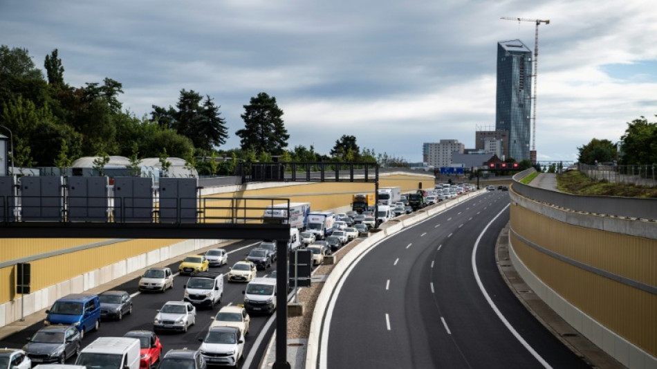  Herbstferien in zahlreichen Bundesl&auml;ndern: ADAC rechnet mit Staus am Wochenende 