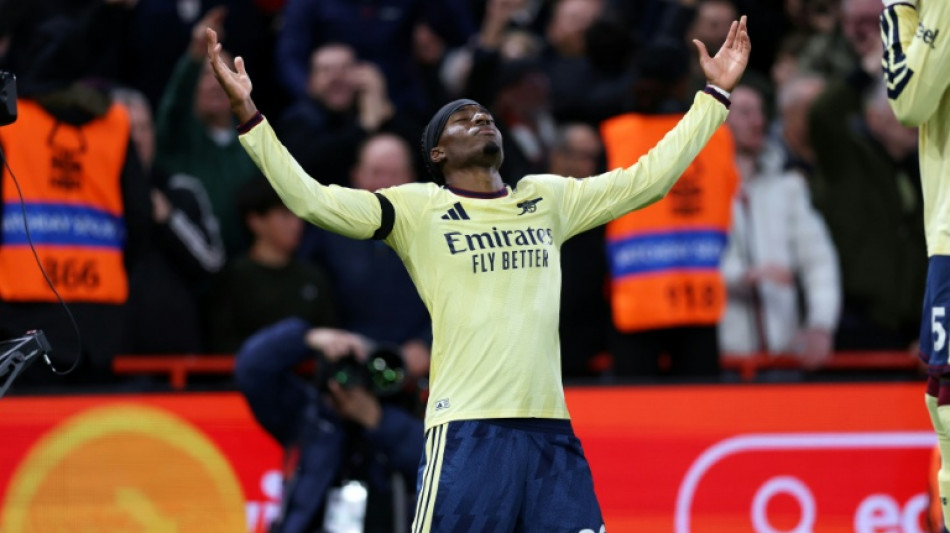  Madueke strikes late as below-par Arsenal sink Forest 