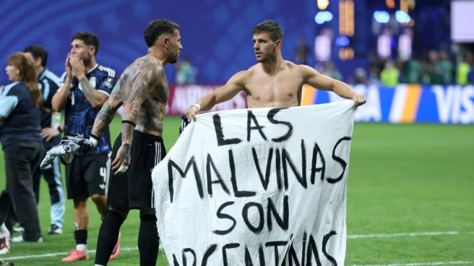  Milei considera "v&aacute;lido y l&iacute;cito" el despliegue de la pancarta por Malvinas 