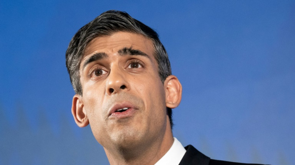 El primer ministro brit&aacute;nico promete "reconstruir la confianza en la pol&iacute;tica"