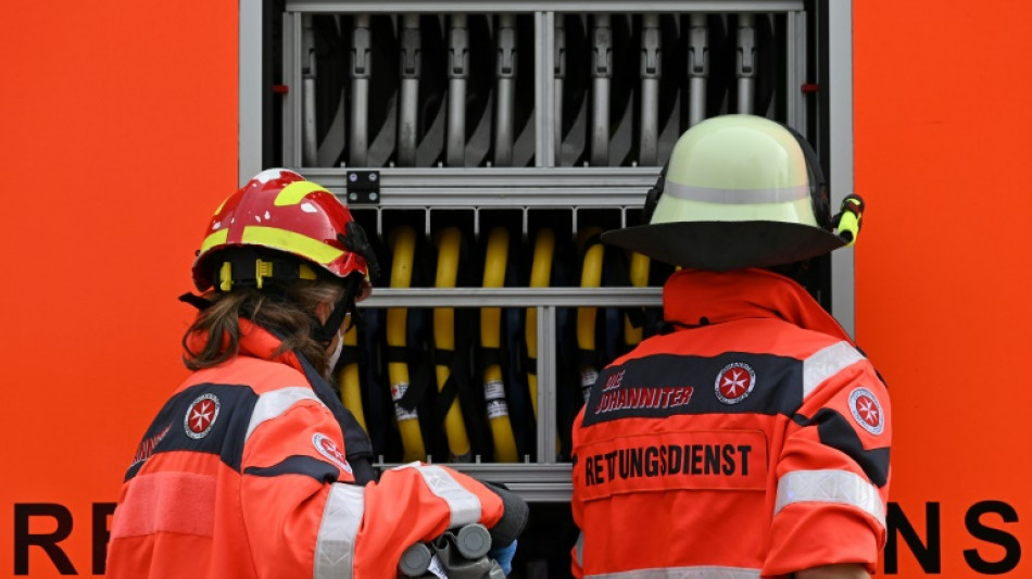  Drei Tote nach Hausbrand in brandenburgischem Friesack entdeckt 